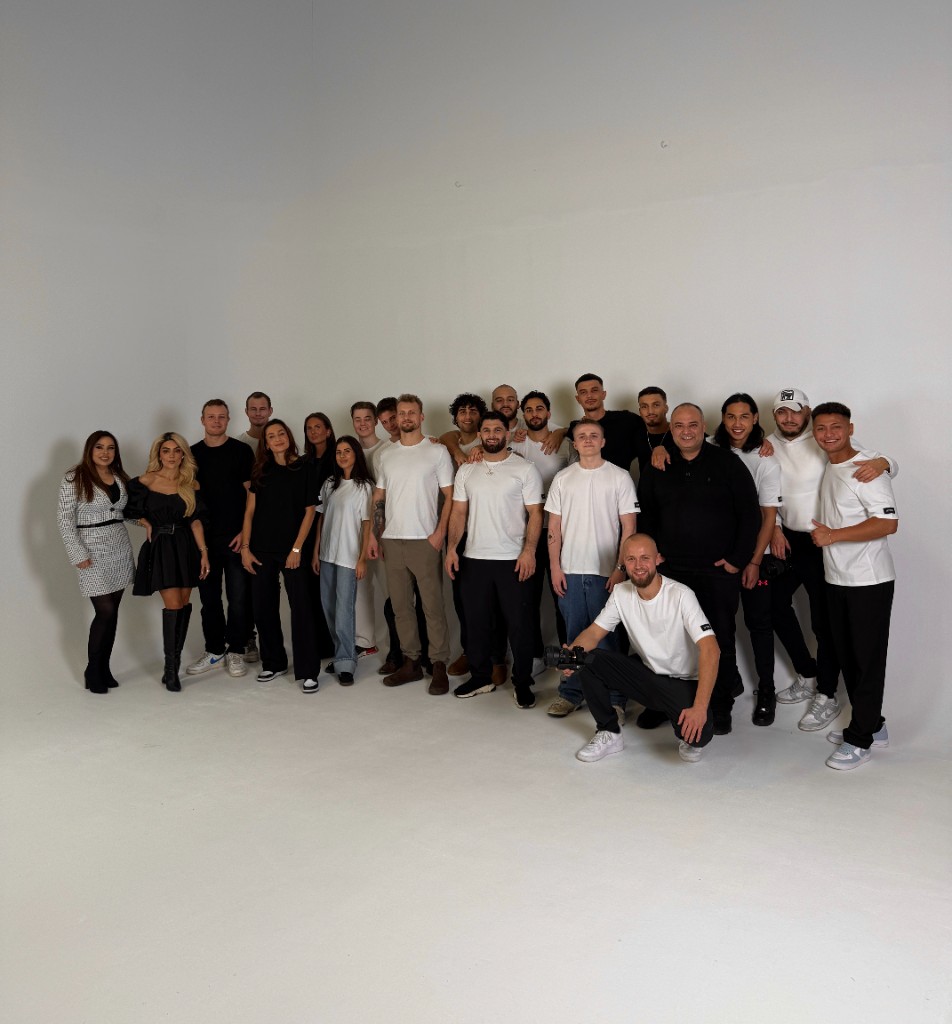Jonas Visuals — team i studiet